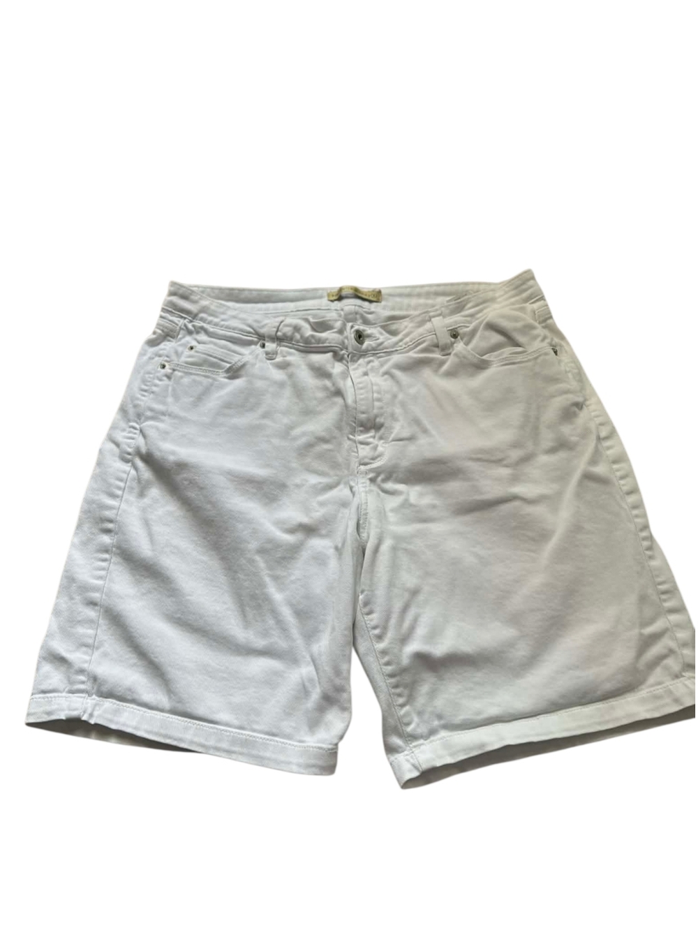 Women's White Mid-Rise Bermuda Shorts